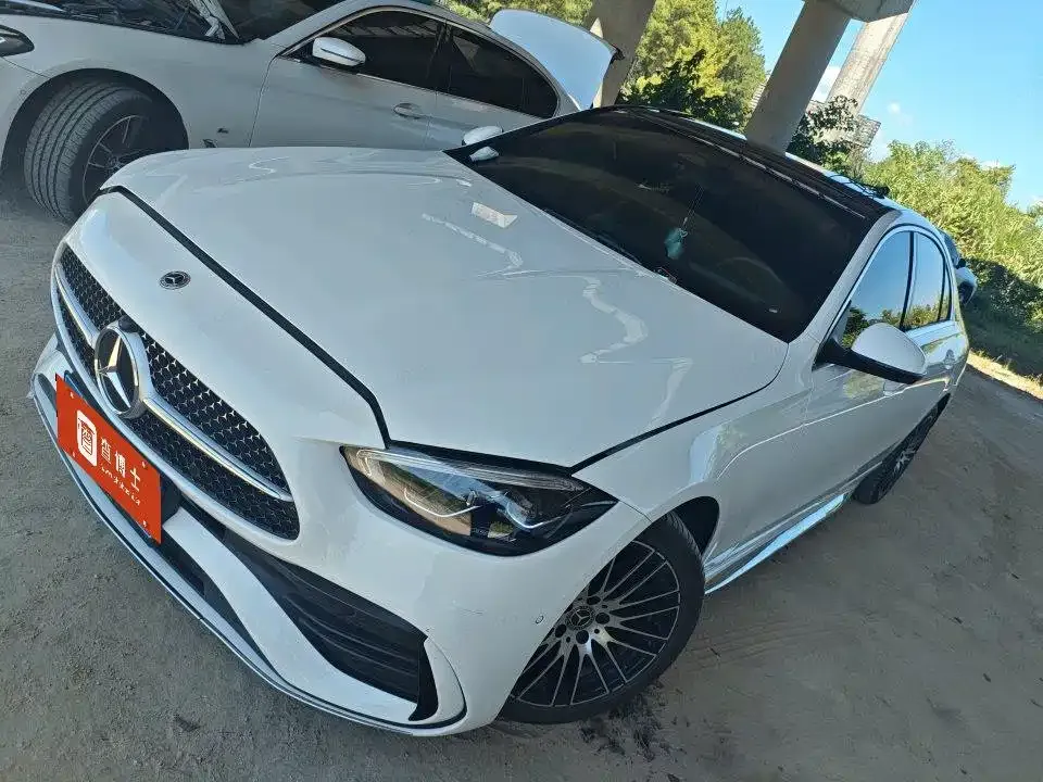 Mercedes-Benz C-Class — фото 1