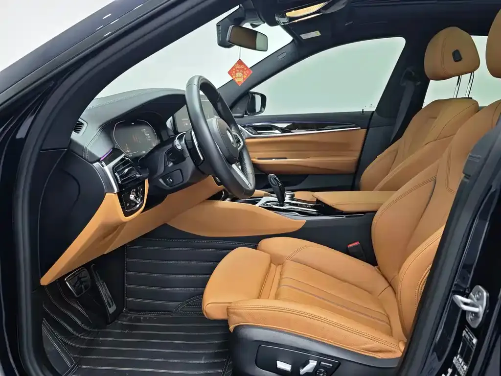BMW 6 Series GT — фото 10