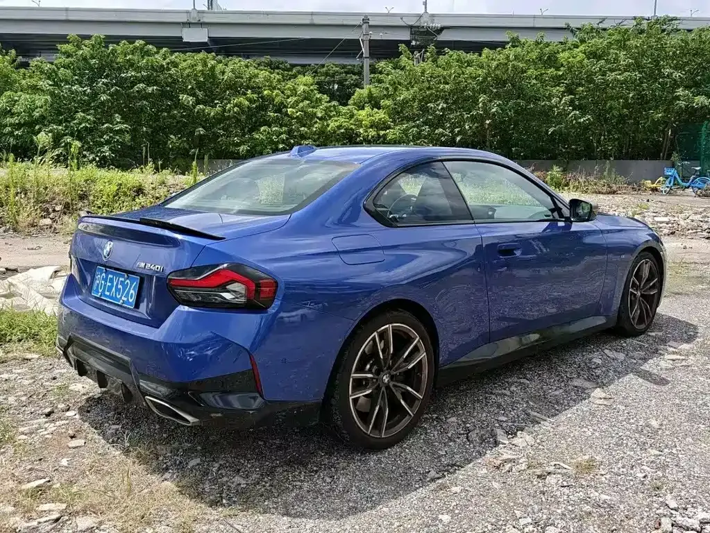 BMW M240i — фото 8