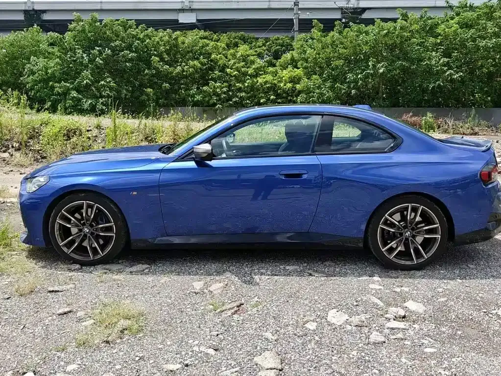 BMW M240i — фото 10