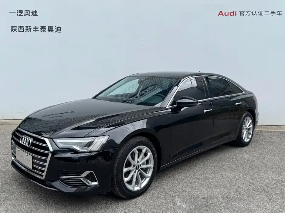 Audi A6L — фото 1