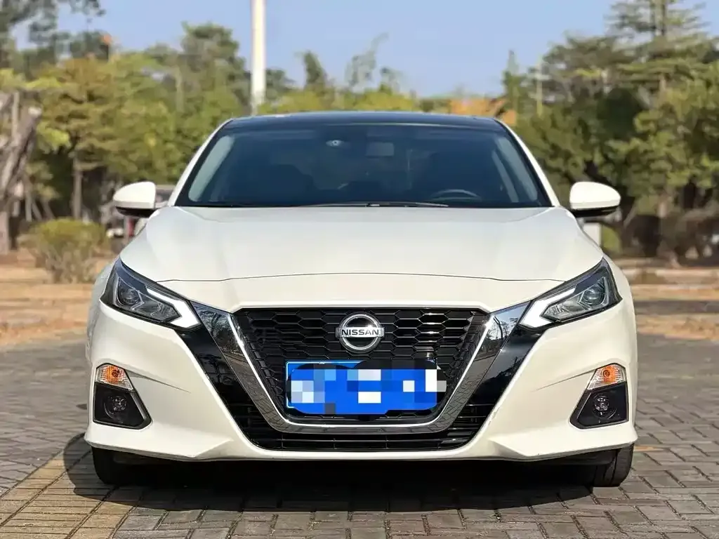 Nissan Teana — фото 2