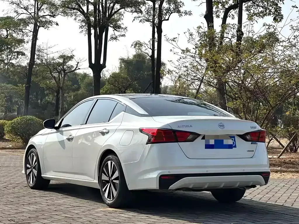 Nissan Teana — фото 8