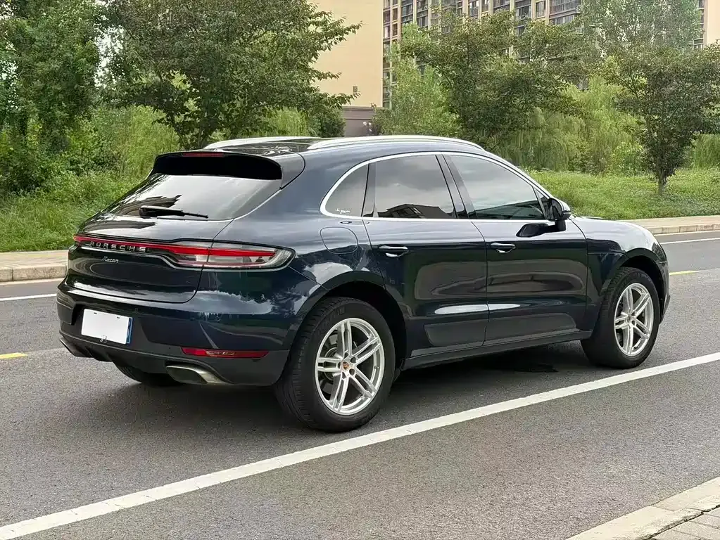 Porsche Macan — фото 5