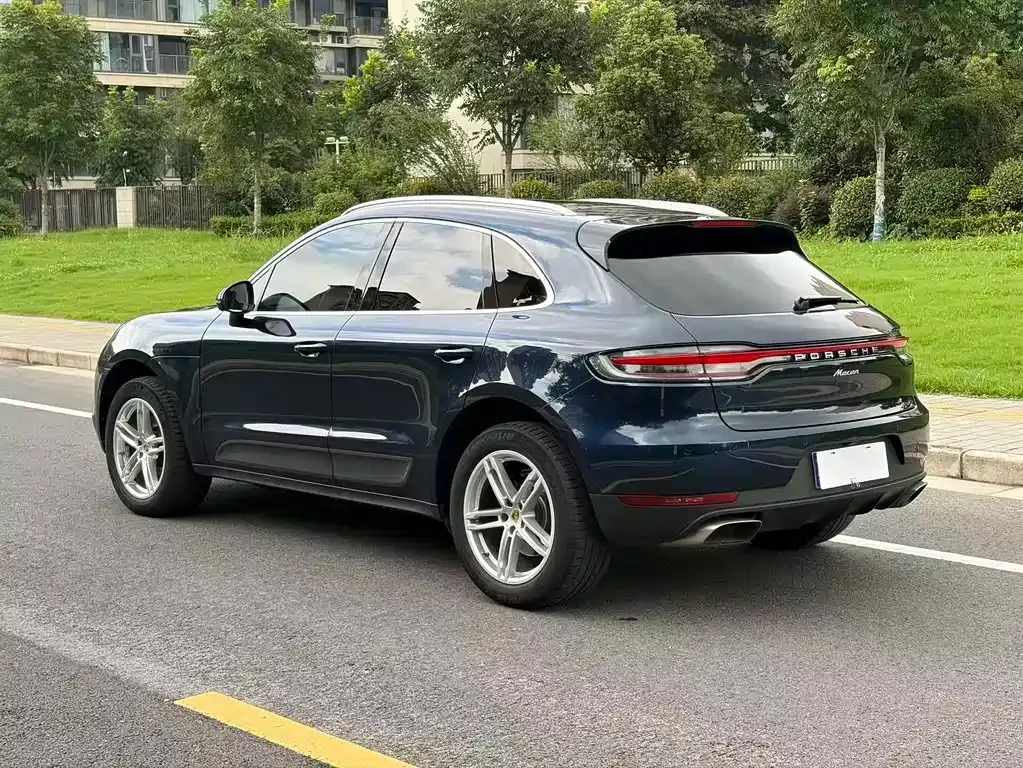 Porsche Macan — фото 9