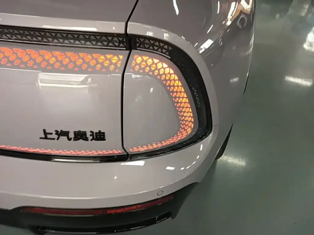 Audi E5 Sportback — фото 4