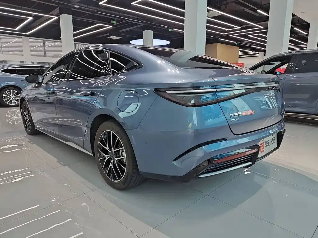 BYD Seal — фото 7