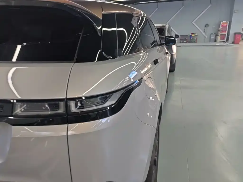 Land Rover Evoque — фото 9