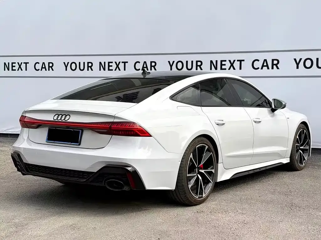 Audi A7 — фото 9