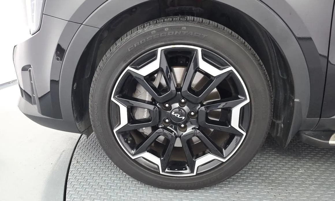 Kia Sorento — фото 9