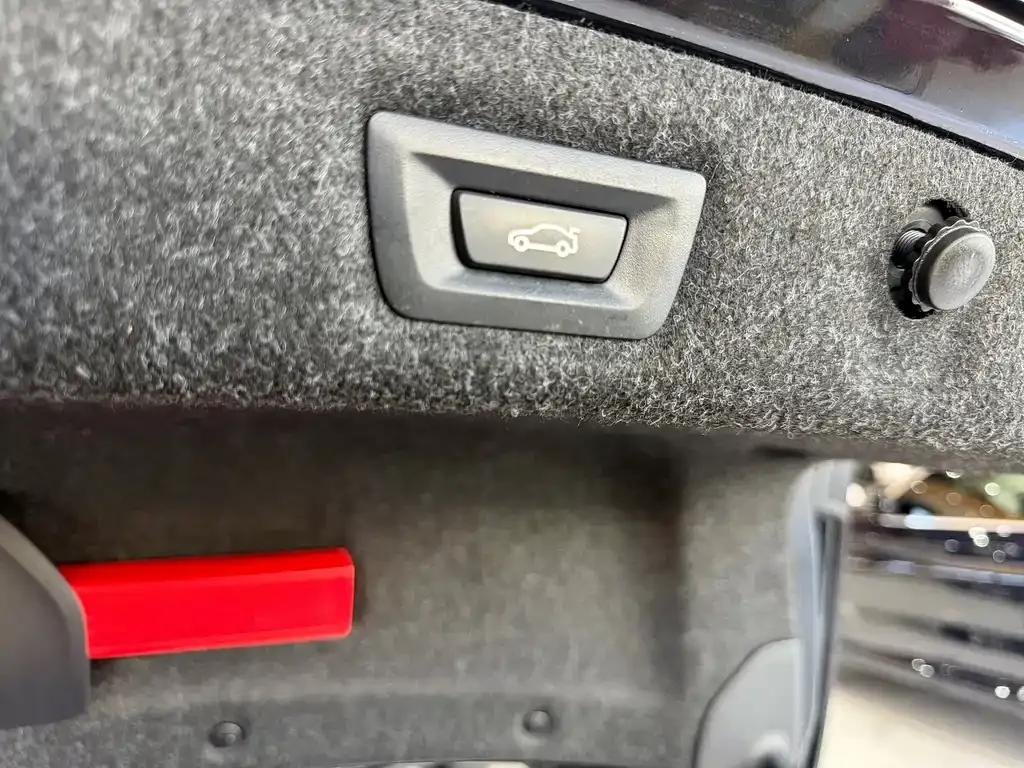 BMW 5 Series — фото 10