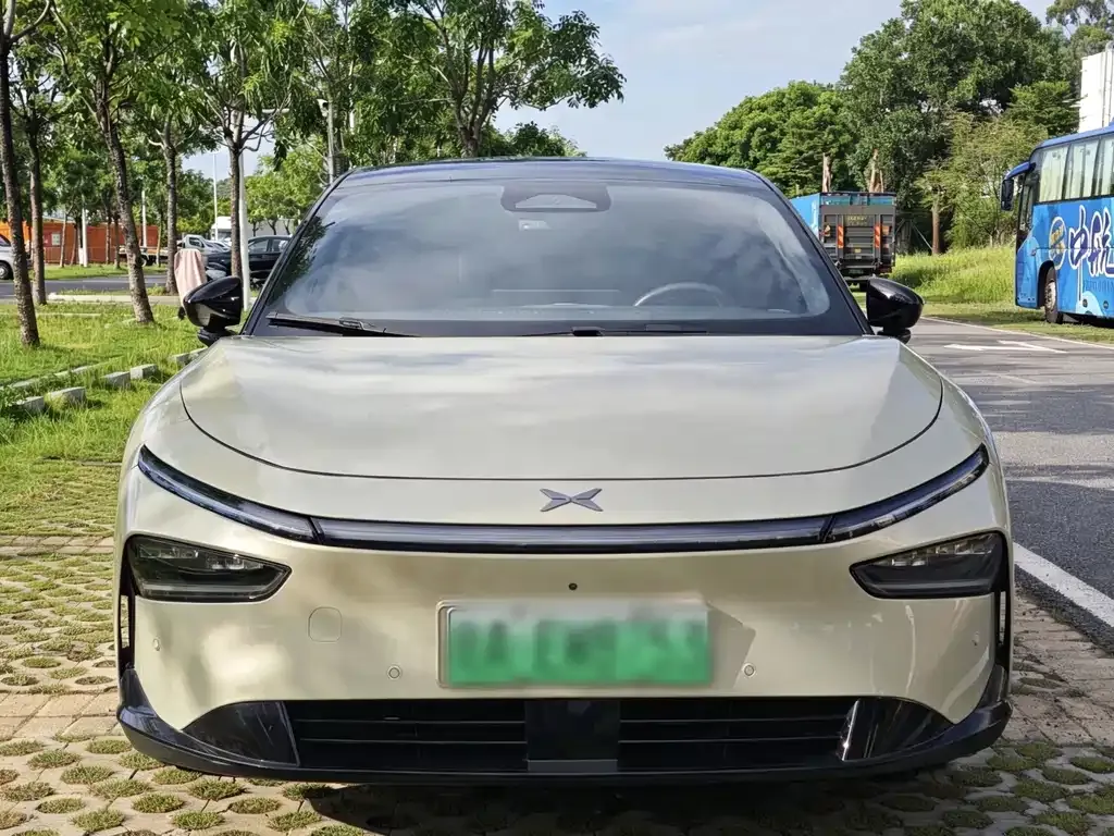 XPeng P7+ — фото 10