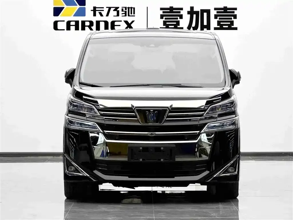 Toyota Vellfire — фото 8