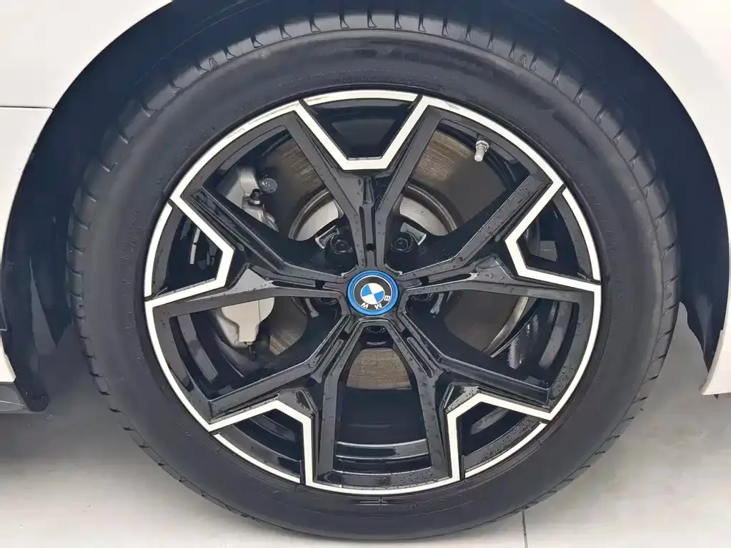 BMW i3 — фото 6