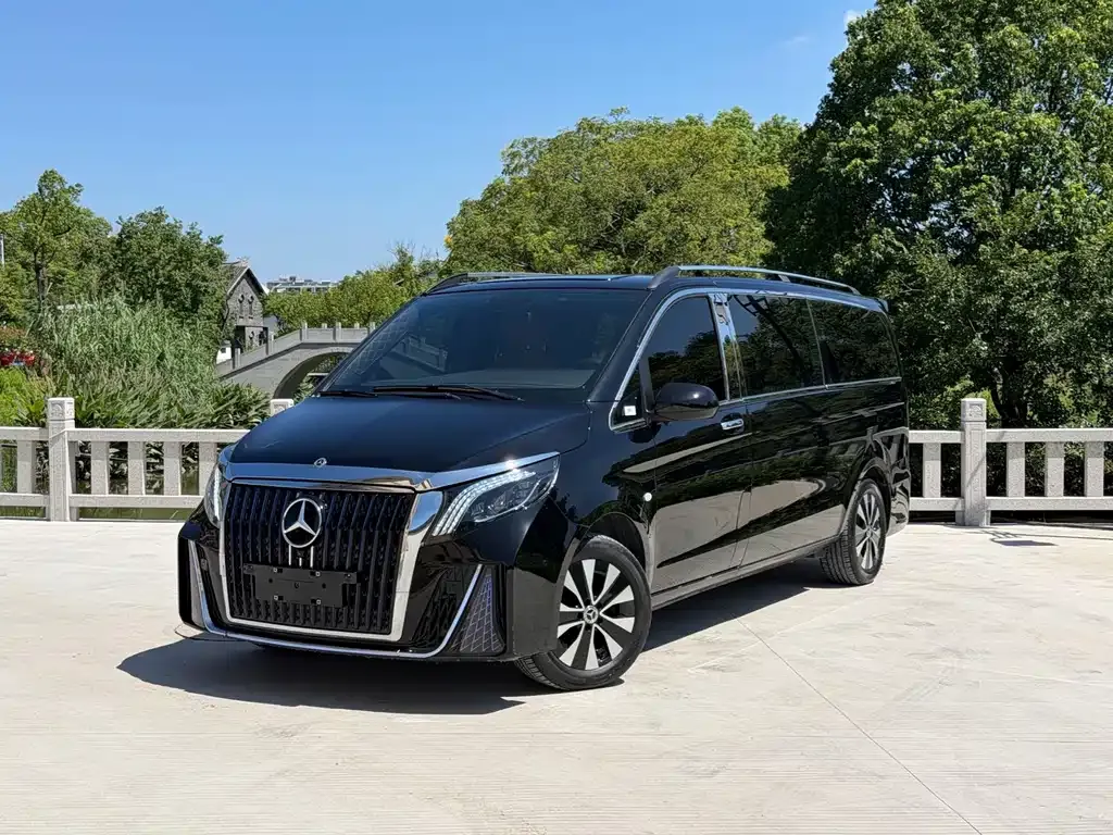 Mercedes-Benz Vito — фото 1