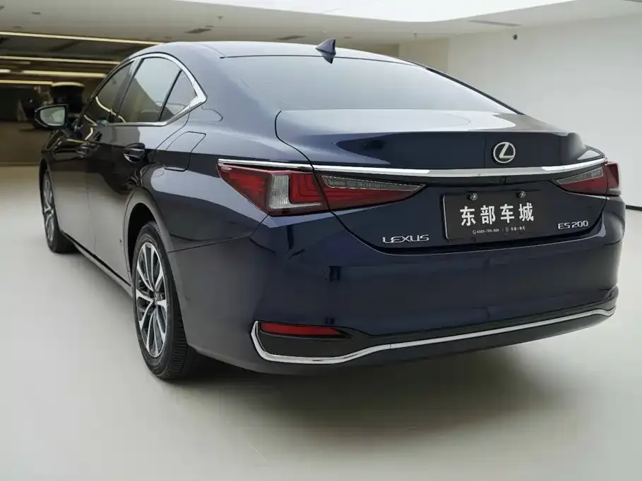 Lexus ES — фото 9