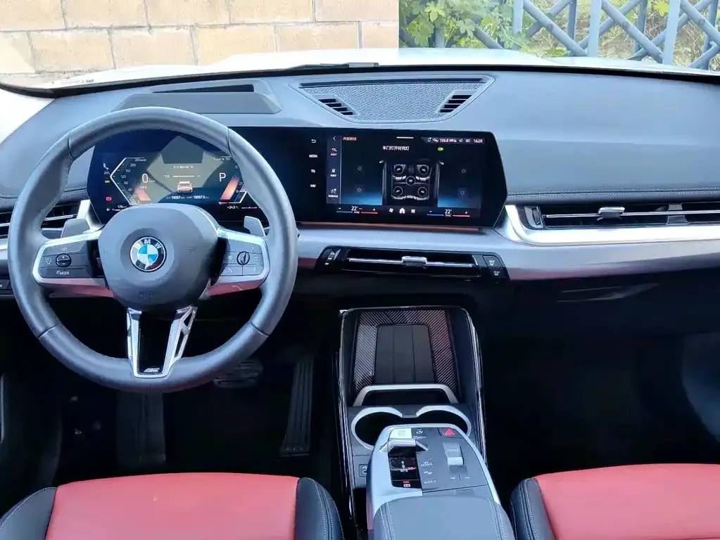 BMW X1 — фото 4