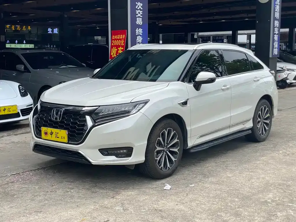 Honda UR-V — фото 1
