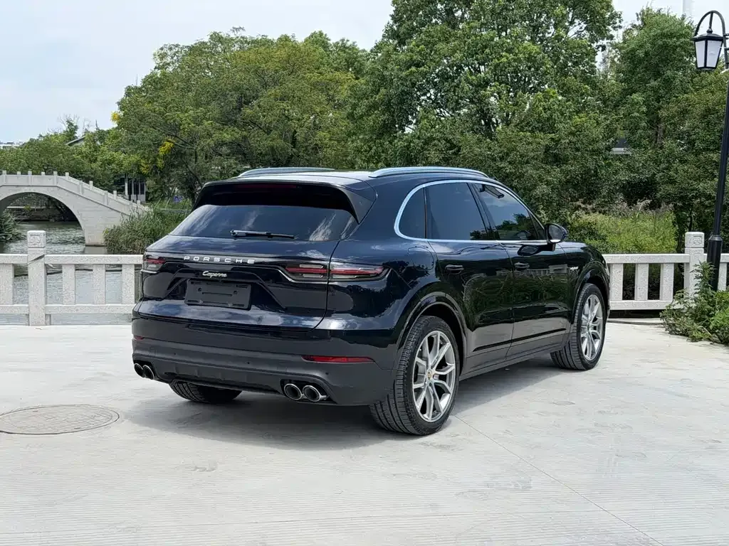Porsche Cayenne Hybrid — фото 3