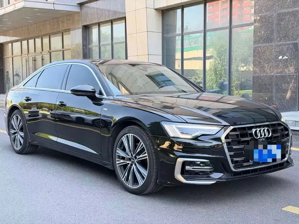 Audi A6L — фото 8