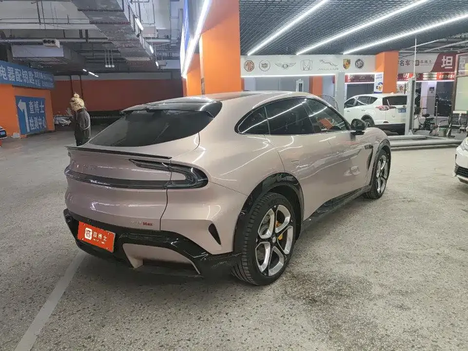 Xiaomi YU7 — фото 5