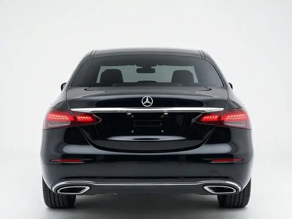 Mercedes-Benz E-Class — фото 2