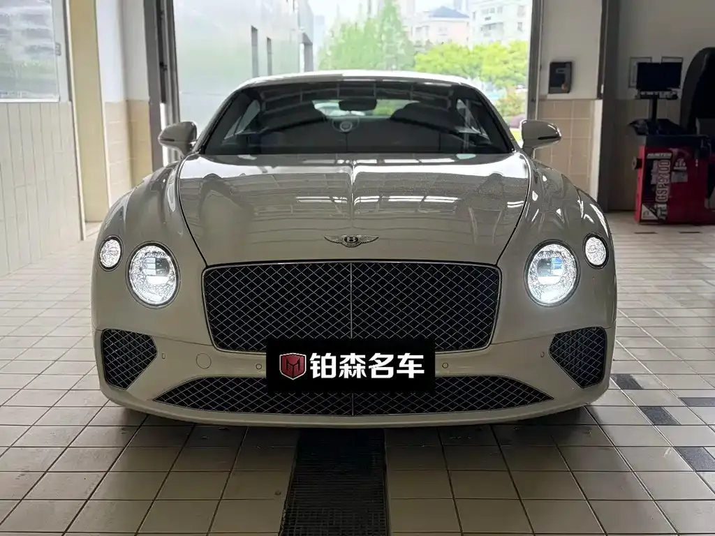 Bentley Continental — фото 5