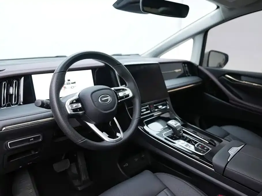 GAC Motor Trumpchi M8 — фото 2