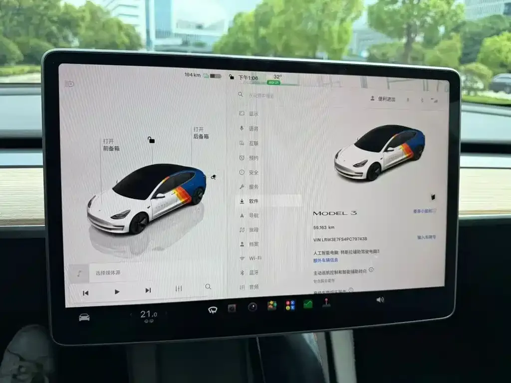 Tesla Model 3 — фото 2