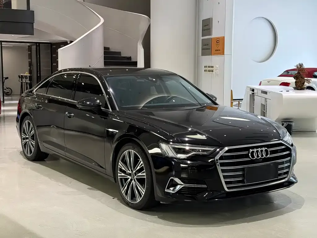 Audi A6L — фото 5