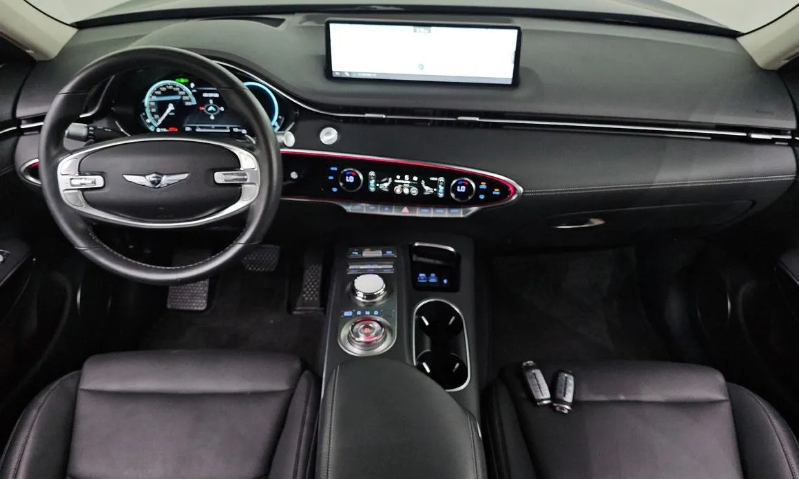 Genesis GV70 — фото 2