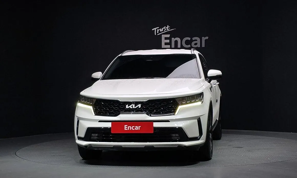Kia Sorento — фото 6