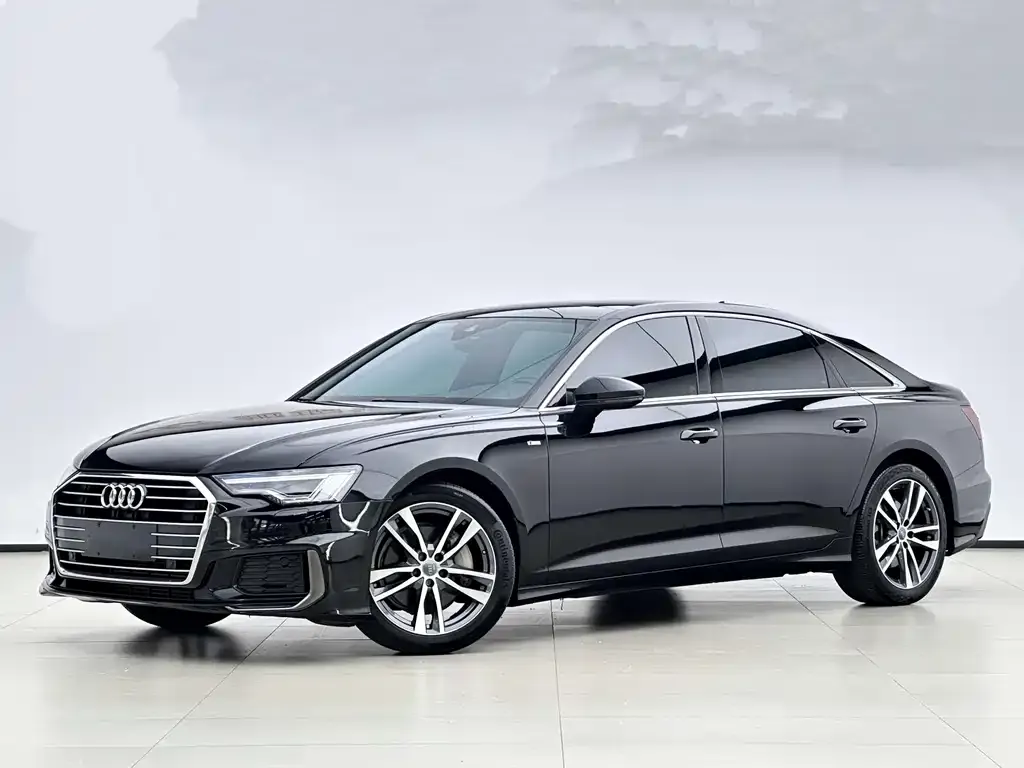 Audi A6L — фото 1