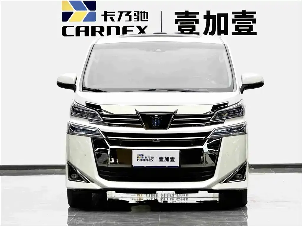 Toyota Vellfire — фото 7