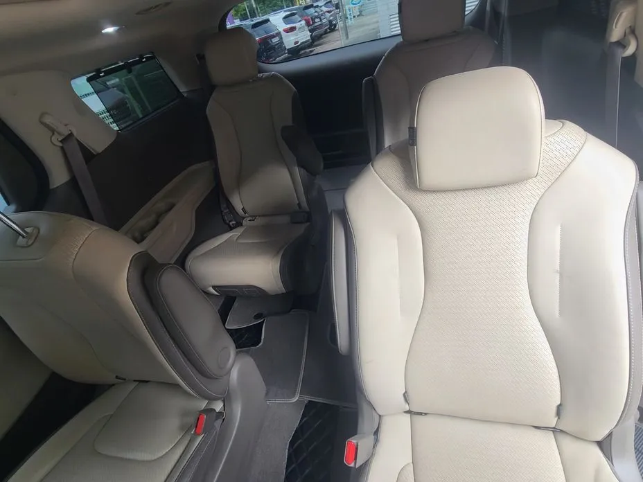 Kia Carnival — фото 2