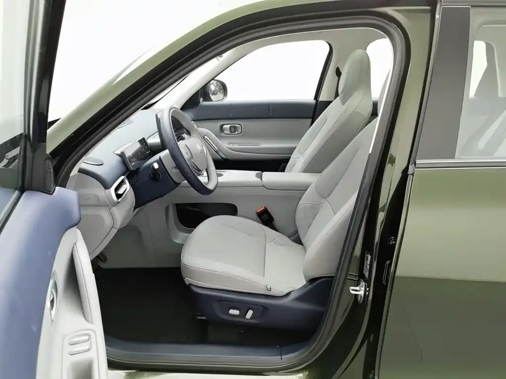 Leapmotor Leapmotor A10 — фото 10