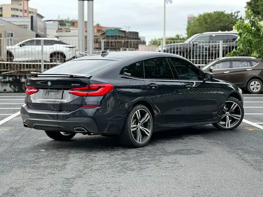 BMW 6 Series GT — фото 10