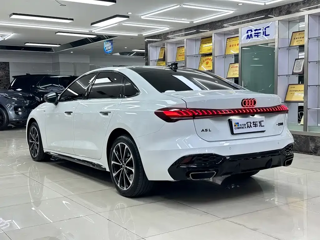 Audi A5L — фото 5