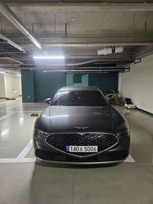 Genesis G90 — фото 1