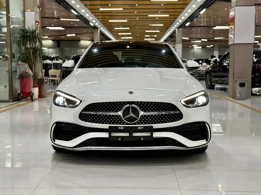 Mercedes-Benz C-Class — фото 4