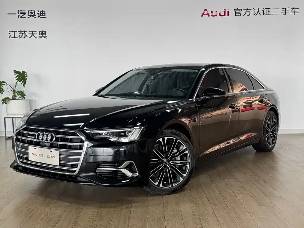 Audi A6L — фото 1