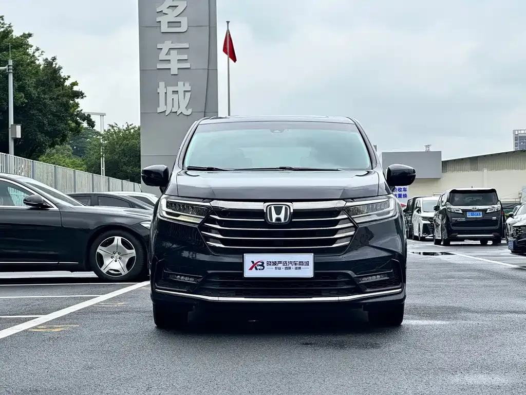 Honda Odyssey — фото 2