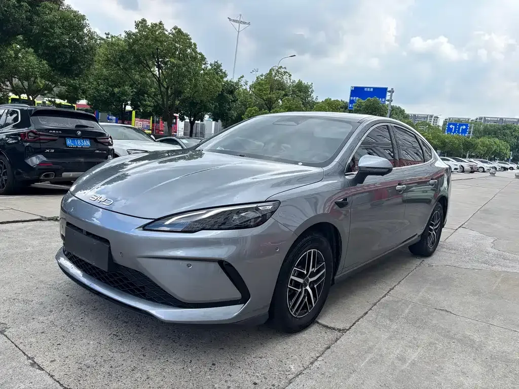 BYD Seal 05 DM-i — фото 1