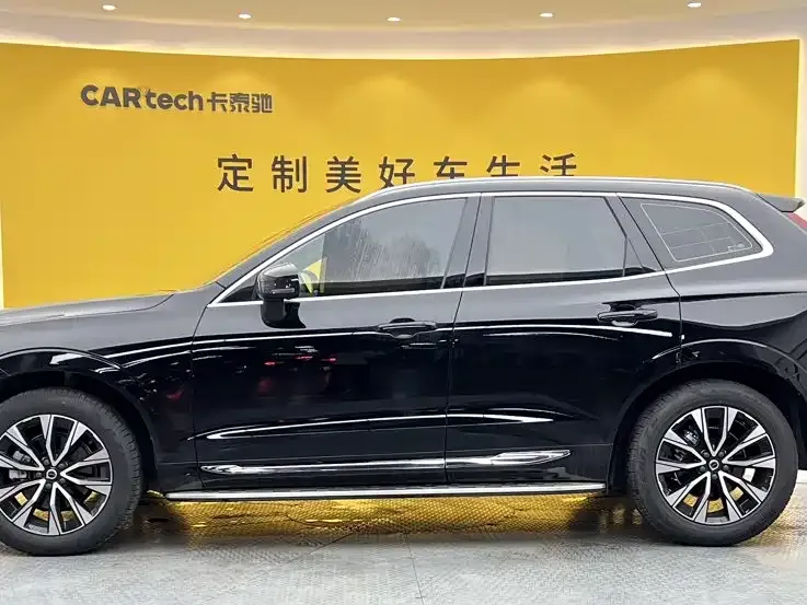 Volvo XC60 — фото 2