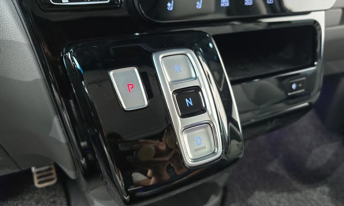Hyundai Staria — фото 2