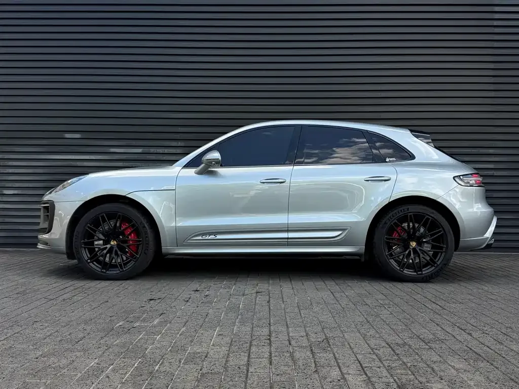 Porsche Macan — фото 8