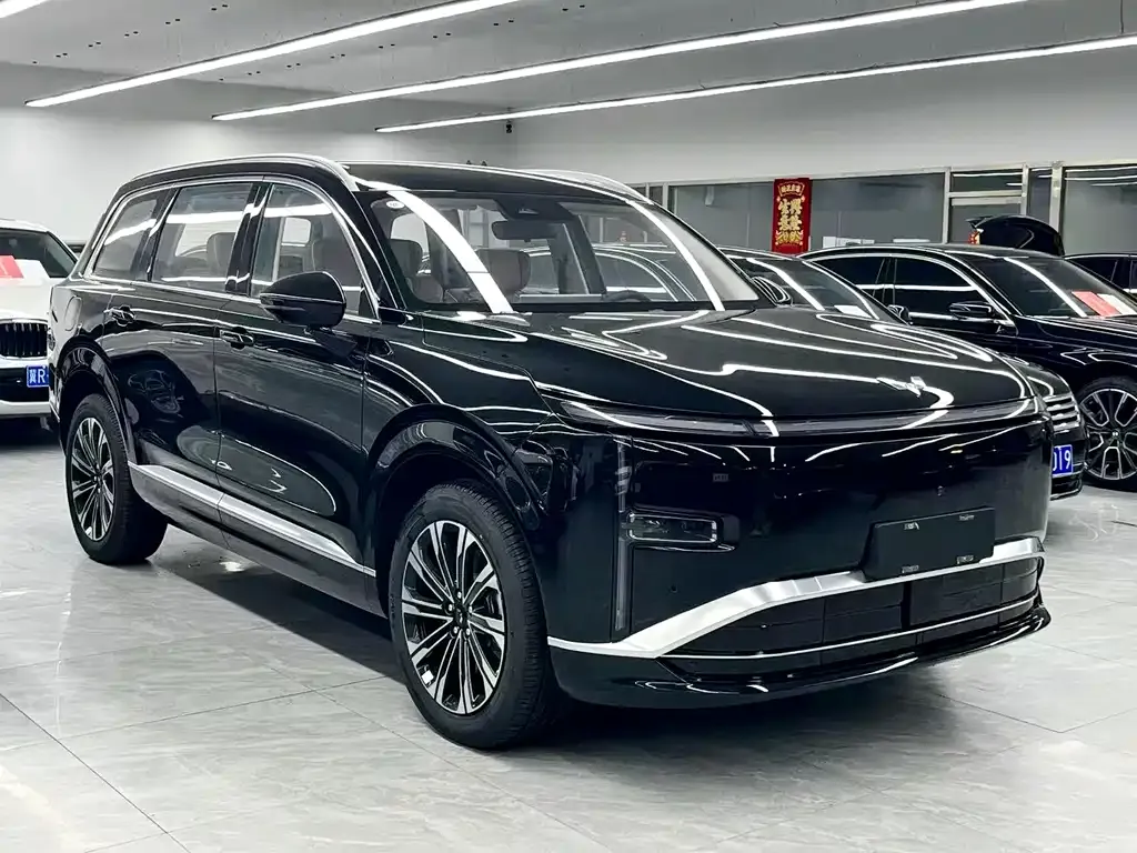Wuling Xingguang L — фото 6