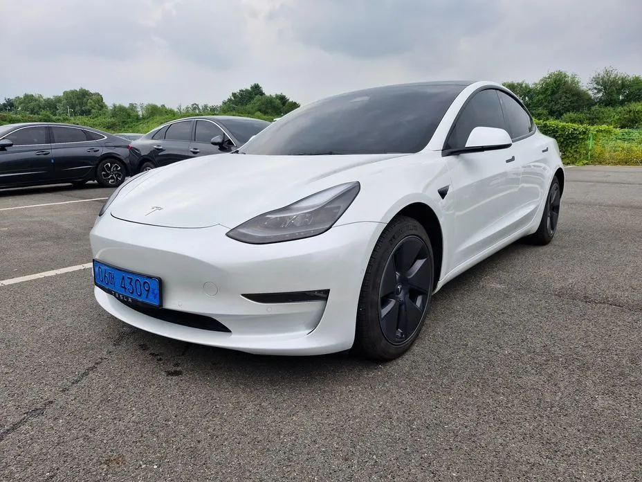 Tesla Model 3 — фото 6