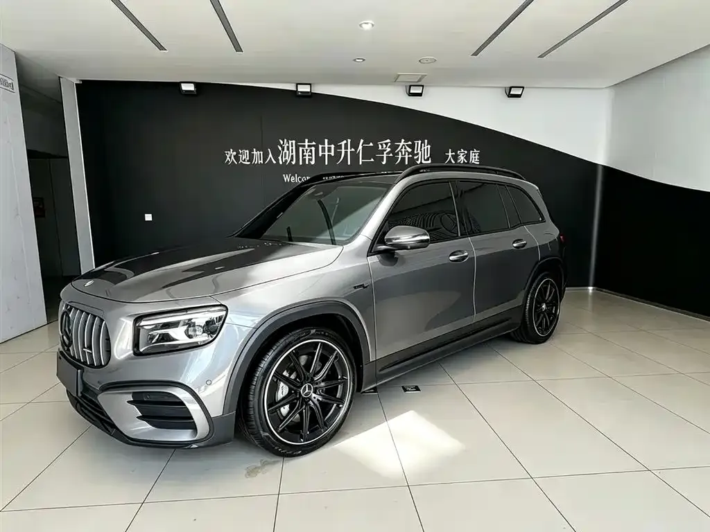 Mercedes-Benz GLB AMG — фото 1