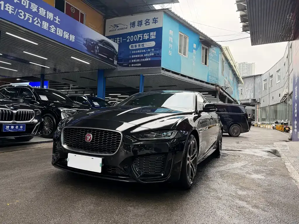 Jaguar XEL — фото 1